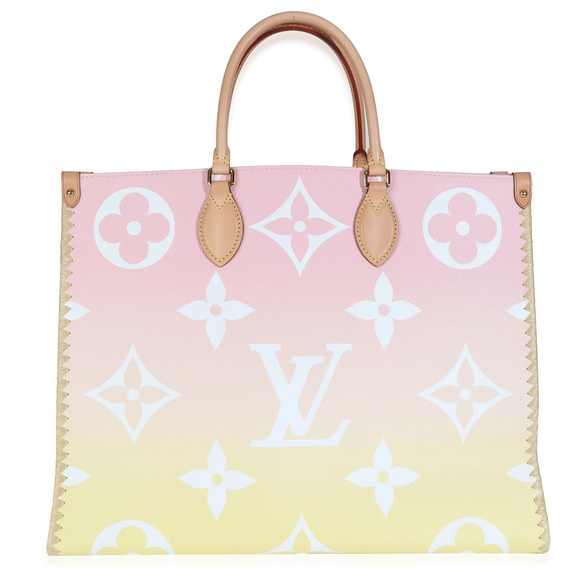 Louis Vuitton Light Pink Monogram Giant By The Pool Santa Monica Onthego GM - Picture 7 of 7